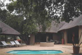 86 Zebula 12 Sleeper Lodge